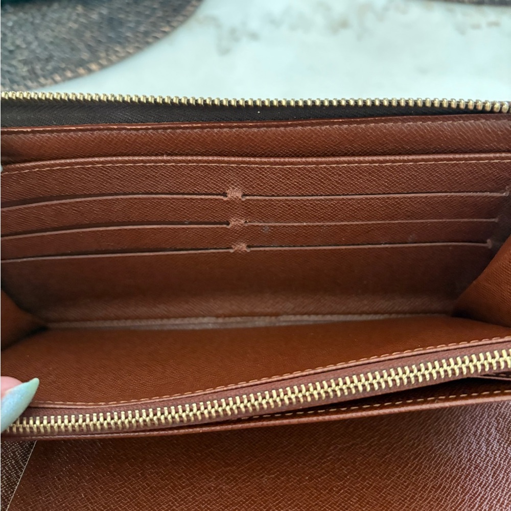 Louis Vuitton Brown Monogram Zip Passport Wallet - Picture 8 of 10